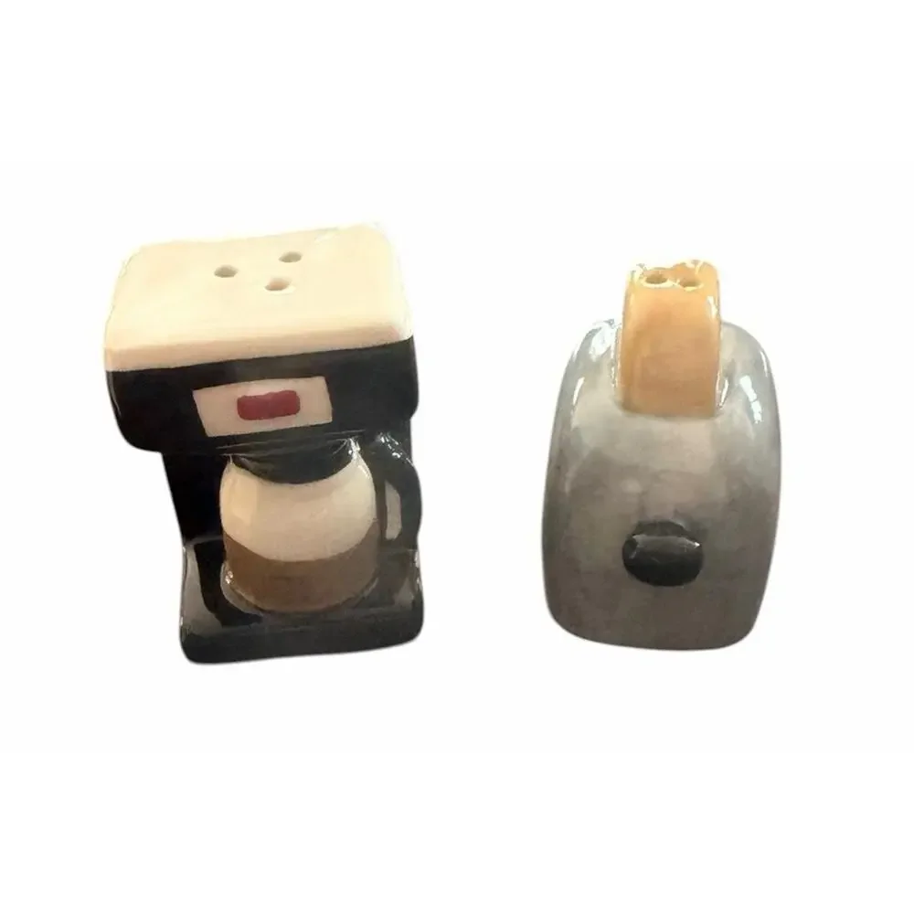 Cracker Barrel Salt & Pepper Shakers Mini Coffee Maker & Toaster Set 3525-63